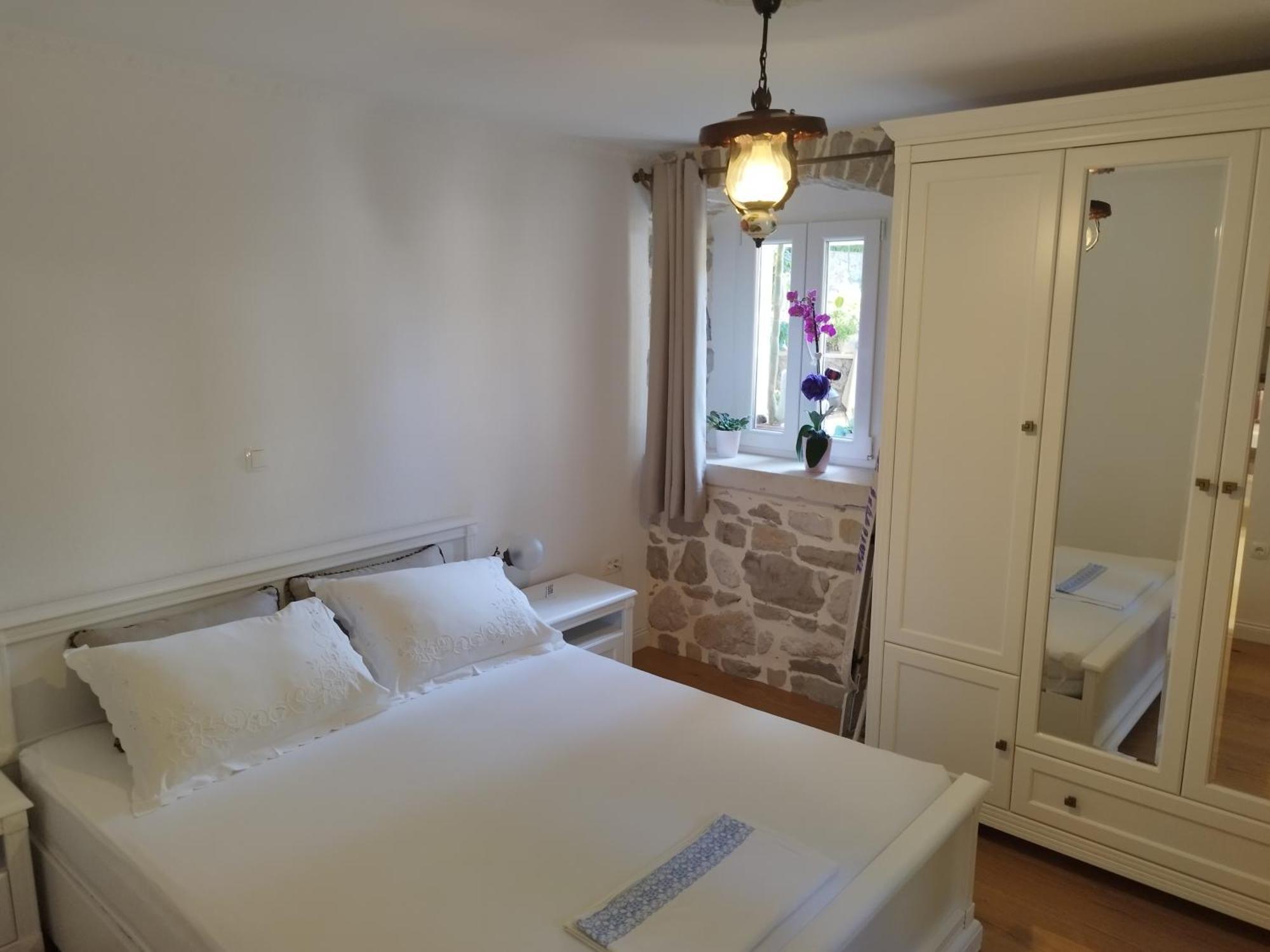 Tinka * Makarska